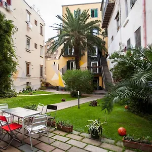 Hostel La Controra, Neapol